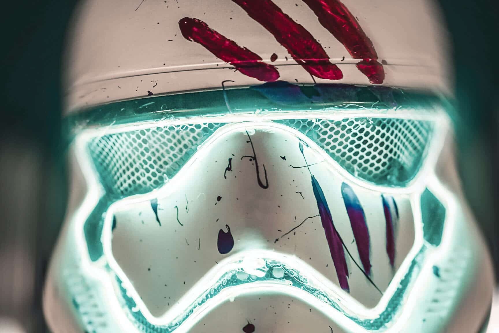 來(lái)自voxeljet的3D打印風(fēng)暴兵頭盔。