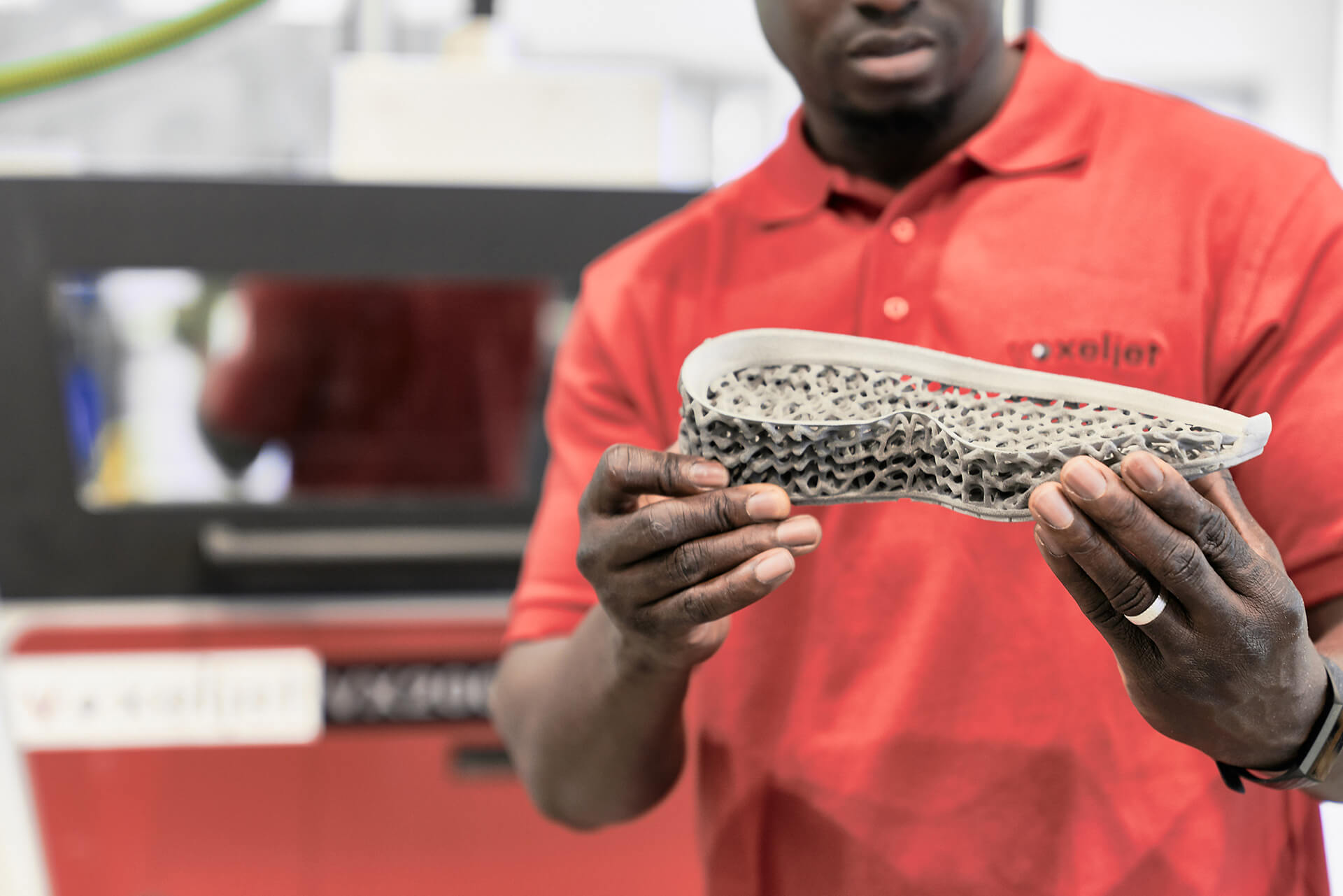 VX200 HSS的原型開發(fā)。